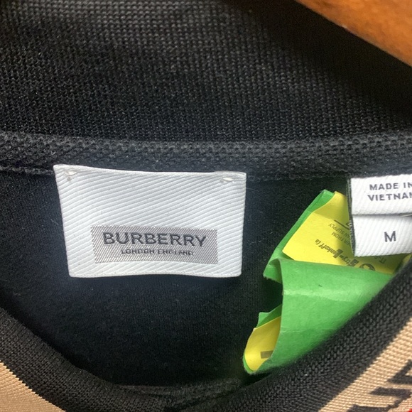 🍾 Used & Dry cleaned Men’s Burberry Polo - Picture 5 of 10